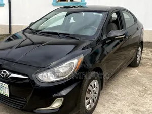 Hyundai Accent GLS 2012 Black