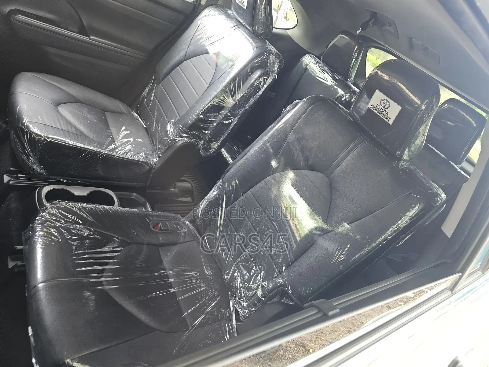 Toyota Highlander 2022 Silver
