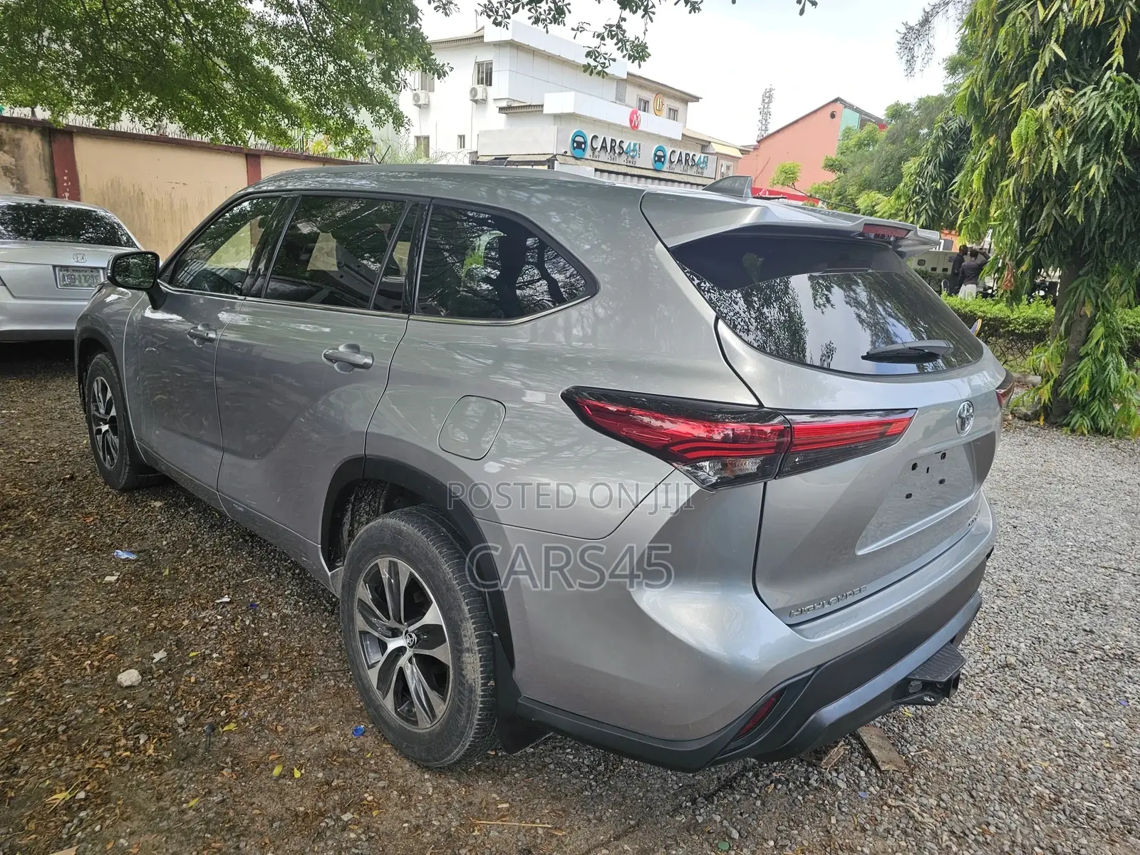 Toyota Highlander 2022 Silver