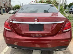 Mercedes-Benz E300 2019 Burgundy