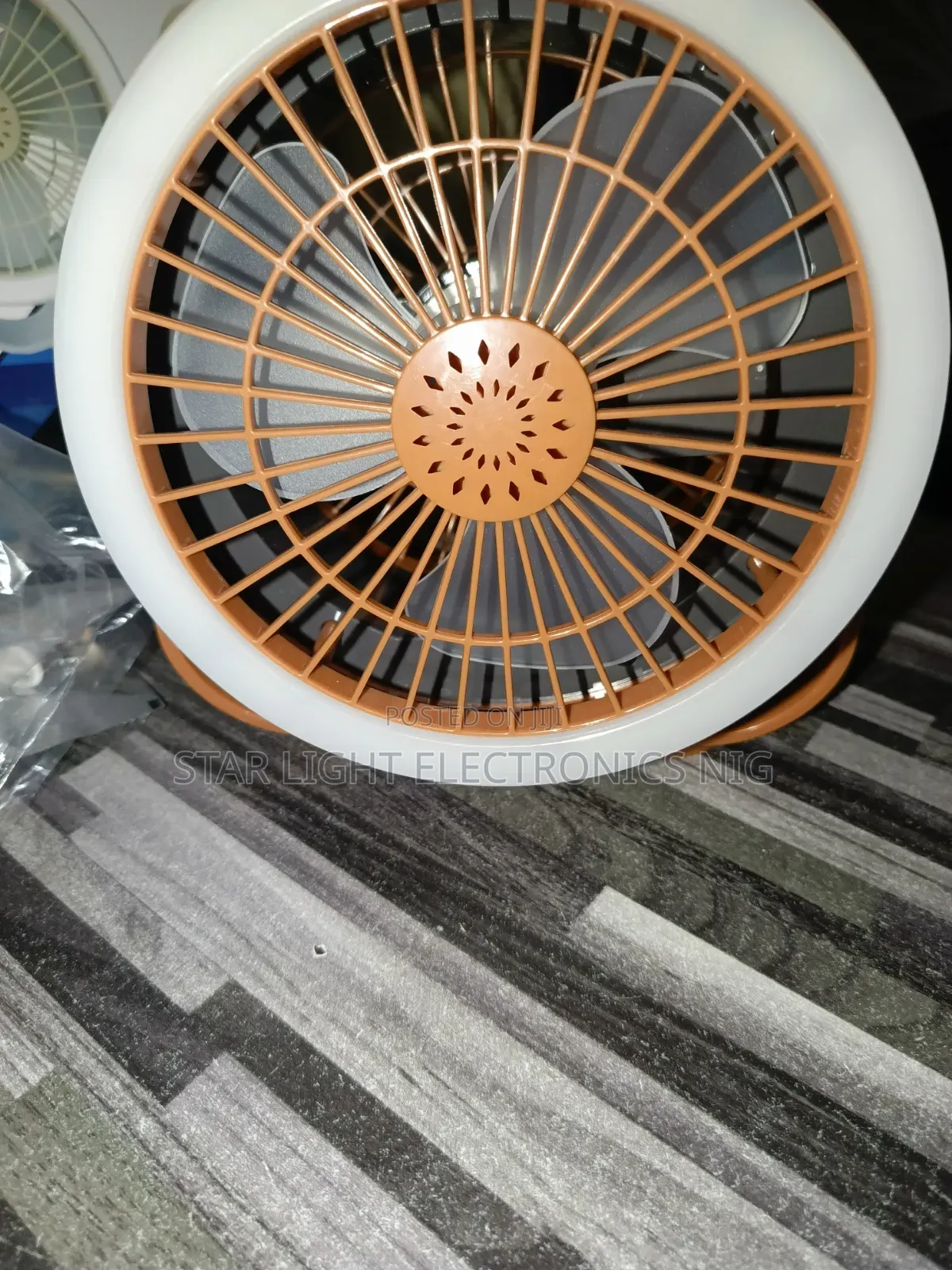 Table Solar Fan Light