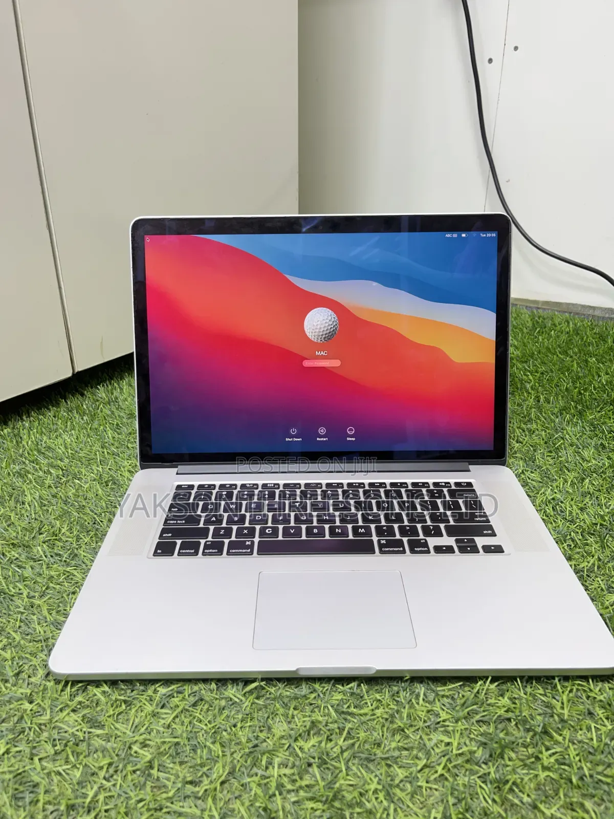Laptop Apple MacBook Pro 2015 16GB Intel Core i7 SSD 512GB