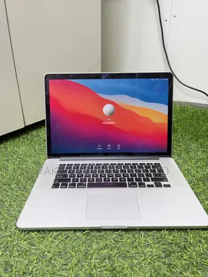 Laptop Apple MacBook Pro 2015 16GB Intel Core i7 SSD 512GB