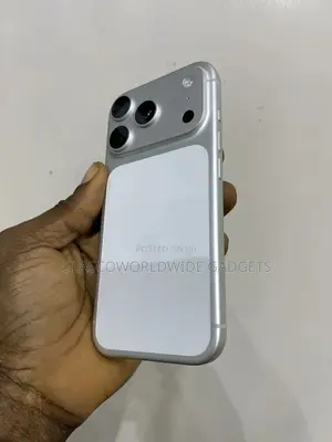 New Apple iPhone 17 Pro 256 GB Silver