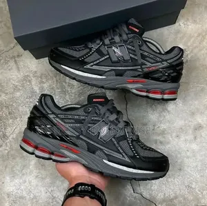 New Balance Sneakers 1906u