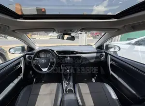 Toyota Corolla 2018 White