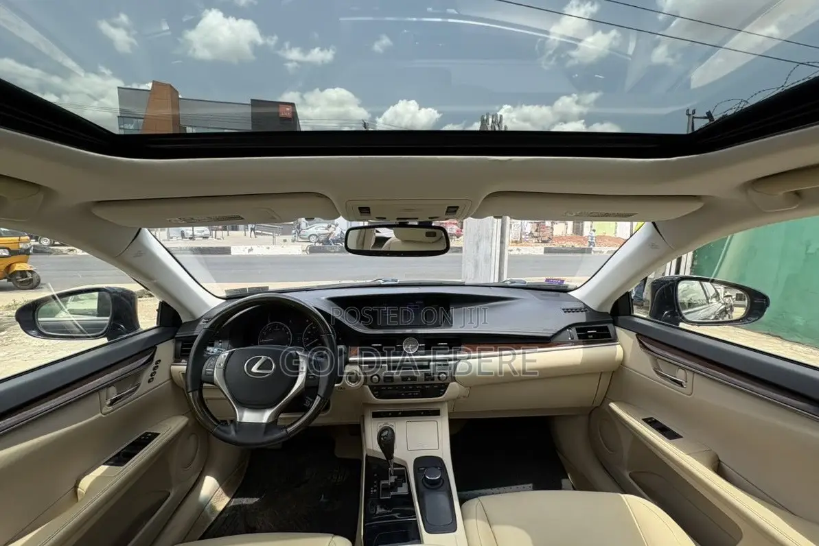 Lexus ES 2013 Blue
