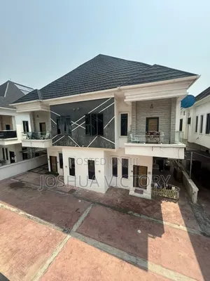 1bdrm Shared Apartment in Prime Estate, Lafiaji for rent