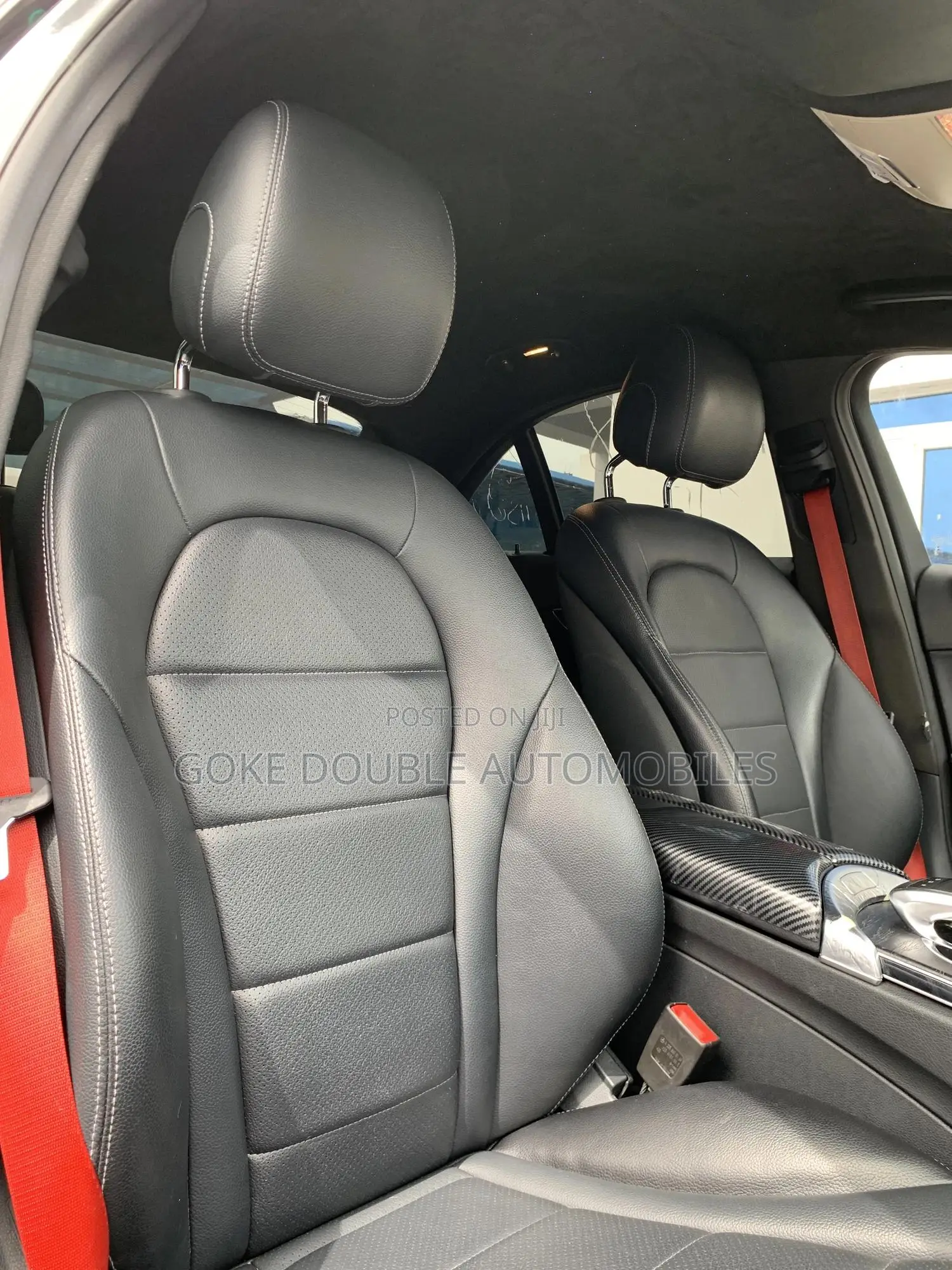Mercedes-Benz C300 2016 Black