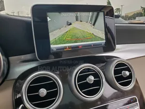 Mercedes-Benz GLC-Class 2017 White