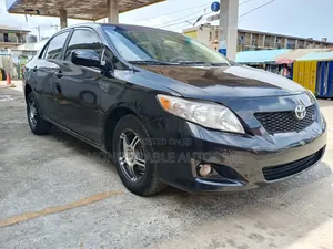 Toyota Corolla LE 4dr Sedan (1.8L 4cyl 4A) 2010 Black