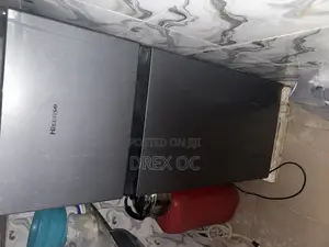 Hisense Double Door Fridge (124l)