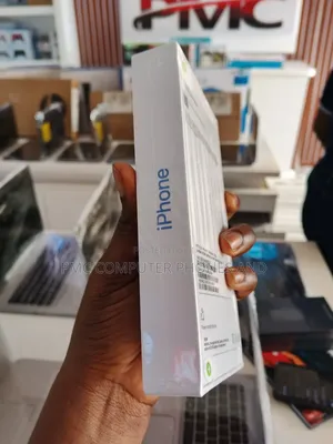 New Apple iPhone 16 256 GB Blue
