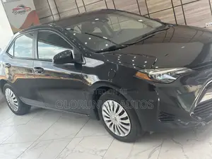 Toyota Corolla 2018 Black