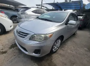 Toyota Corolla 2013 Teal