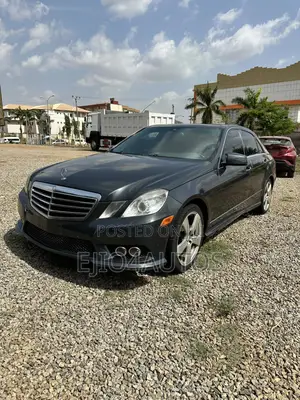 Mercedes-Benz E350 Base 4Matic Sedan AWD (3.5L 6cyl 7A) 2010 Gray