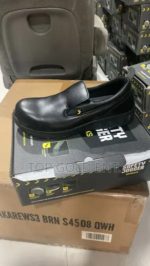 Gusto and Tana Safety Jogger Shoe