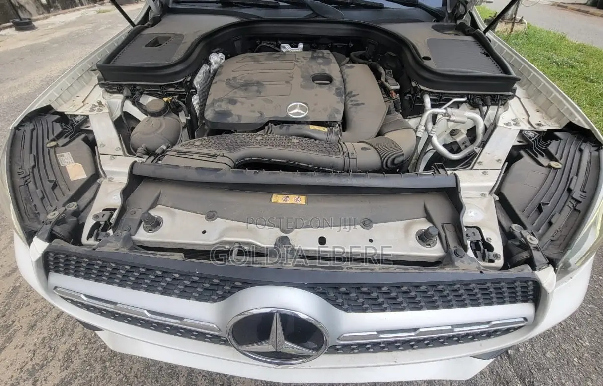 Mercedes-Benz GLC-Class 2021 White