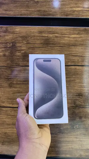 New Apple iPhone 15 Pro 256 GB