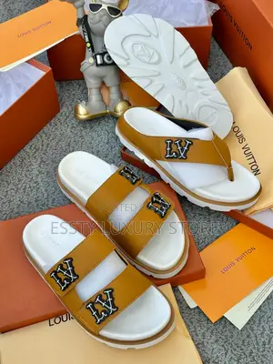 High Quality Luxury Louis Vuitton Leather Pam