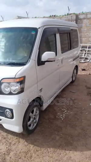 Daihatsu Hijet 2010 White