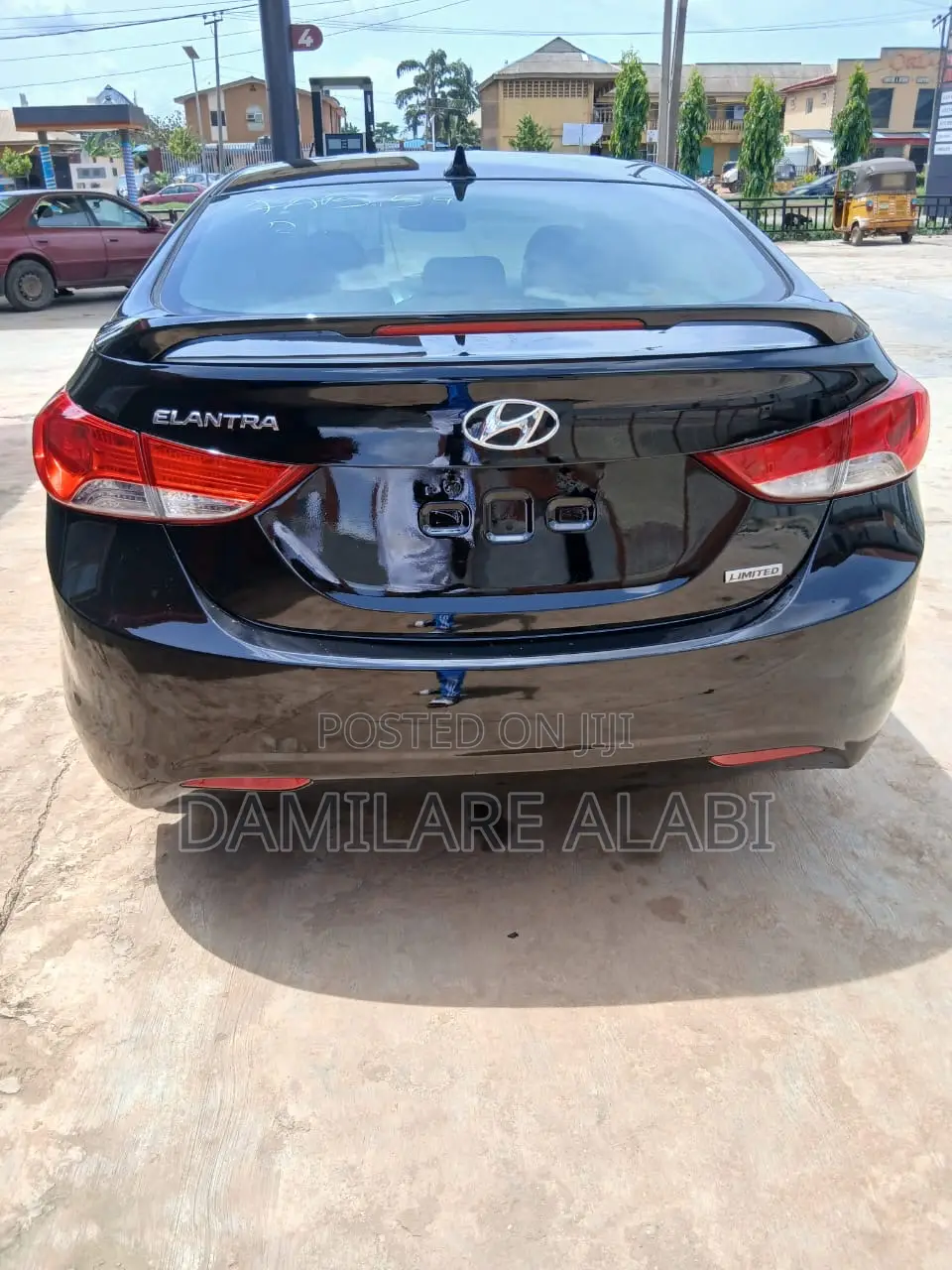 Hyundai Elantra 2012 Black