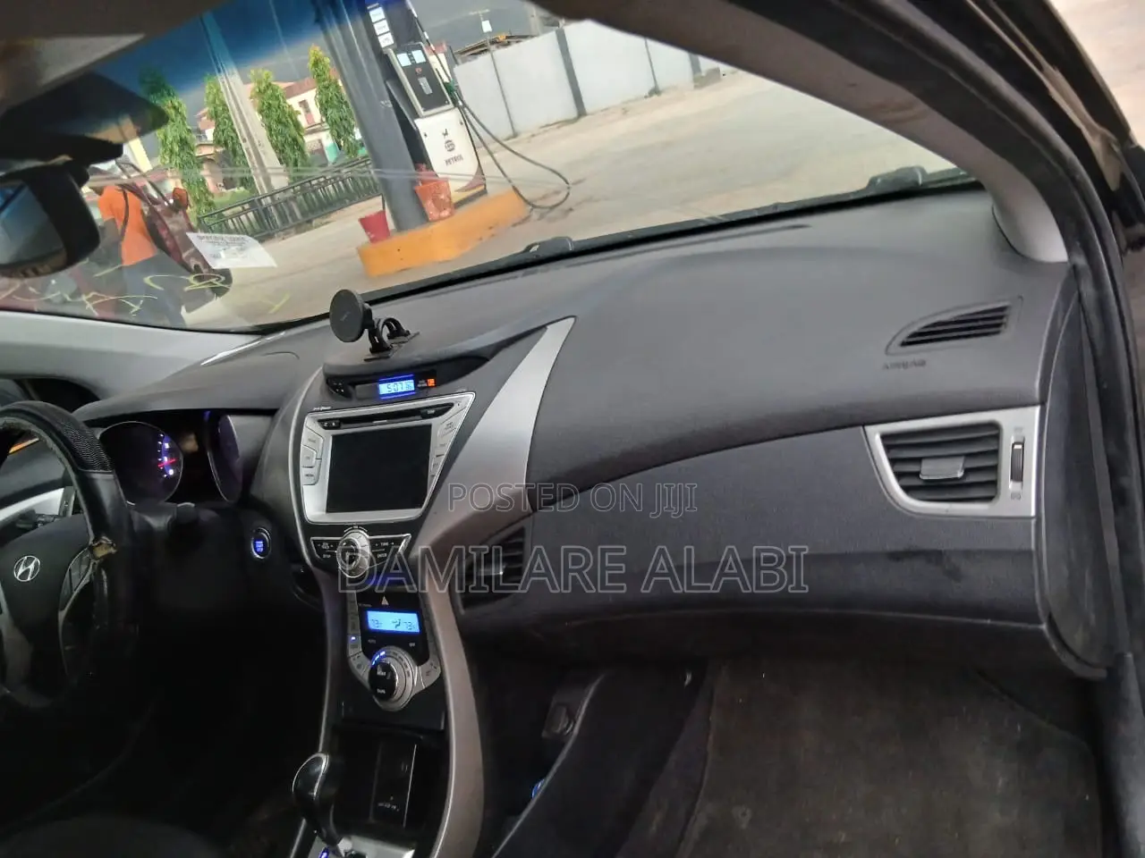 Hyundai Elantra 2012 Black