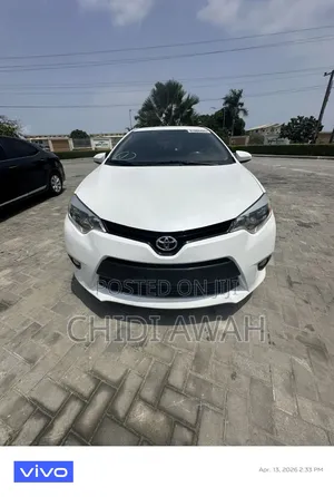Toyota Corolla LE Premium 4dr Sedan (1.8L 4cyl CVT) 2014 White