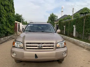 Toyota Highlander V6 4x4 2005 Gold