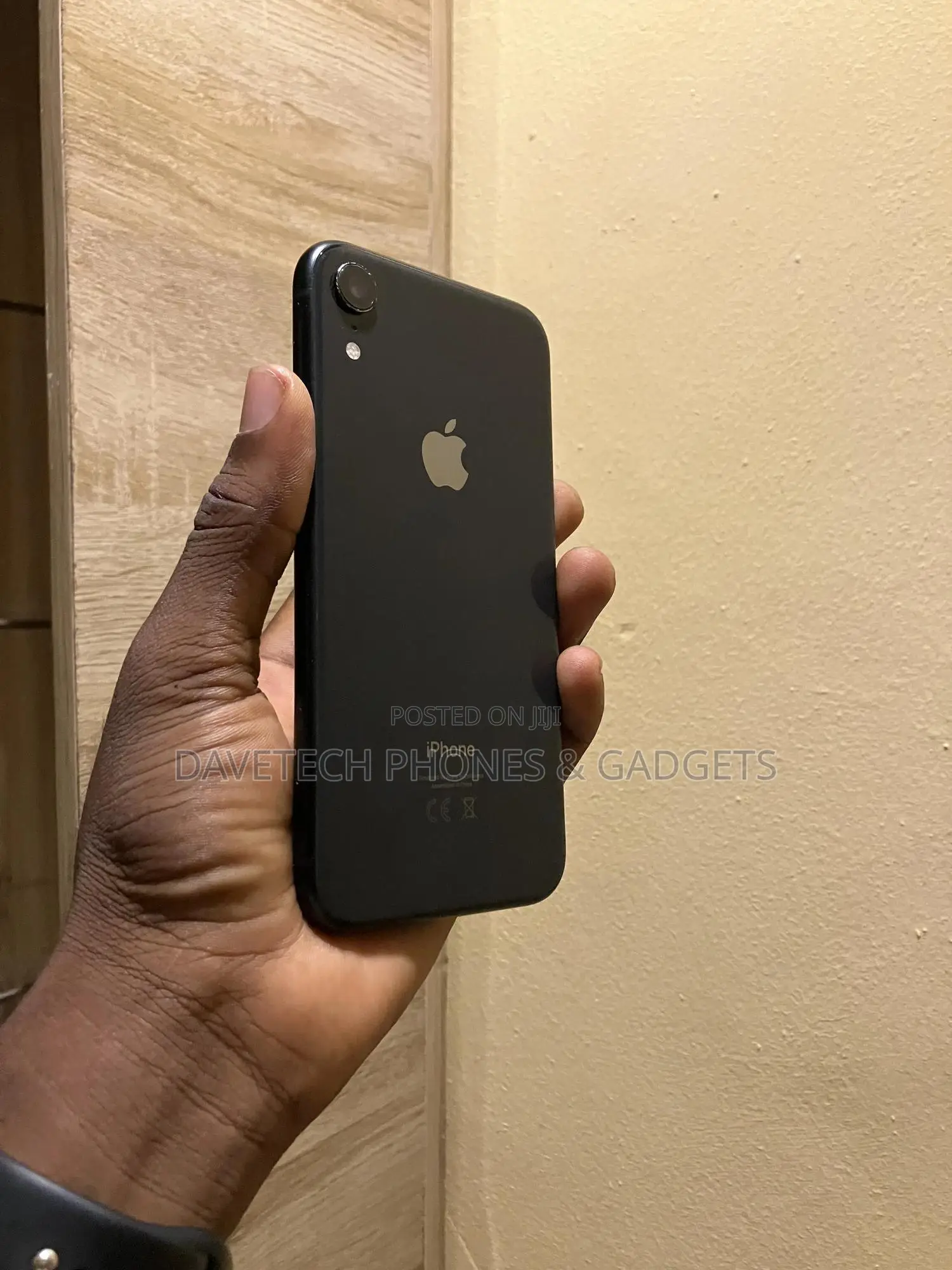 Apple iPhone XR 64 GB Black