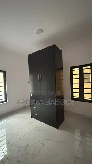 4bdrm Duplex in Ogudu Gra for rent