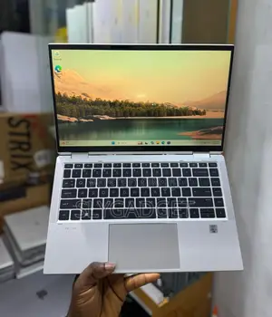 Laptop HP EliteBook x360 1040 G7 16GB Intel Core i7 SSD 512GB