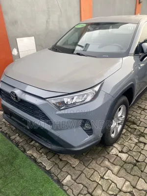 Toyota RAV4 LE AWD 2020 Beige