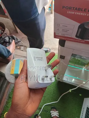 Tp-Link Re200 Ac750 Wi-Fi Range Extender.