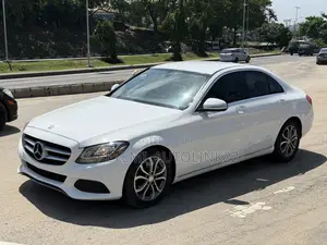 Mercedes-Benz C300 Base 4Matic Sedan AWD (2.0L 4cyl 7A) 2016 Off white