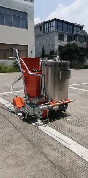 Road Marker / Road Surface Marking Machine 100 Litres