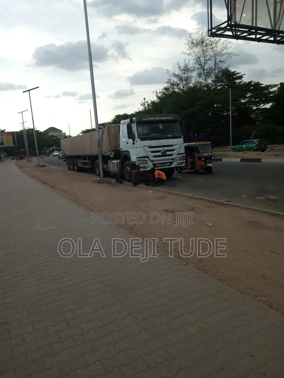 We Sell Dangote and Bua Cement