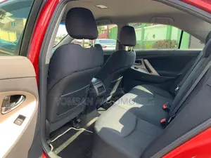Toyota Camry SE 4dr Sedan (2.5L 4cyl 6AM) 2010 Red