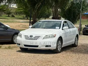 Toyota Camry XLE V6 4dr Sedan (3.5L 6cyl 6AM) 2008 White