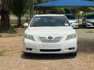 Toyota Camry XLE V6 4dr Sedan (3.5L 6cyl 6AM) 2008 White