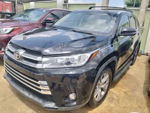 Toyota Highlander XLE 4dr SUV (3.5L 6cyl 6A) 2015 Gray