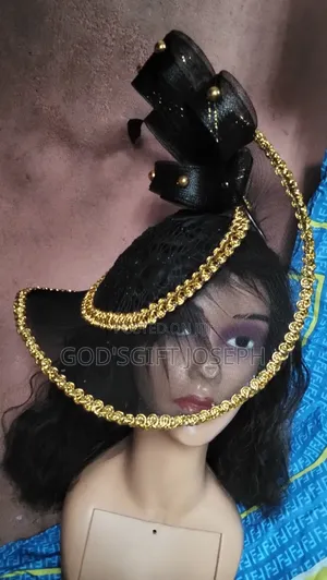 Fascinator