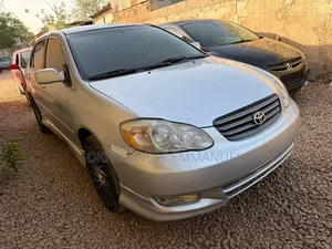 Toyota Corolla LE 2004 Silver