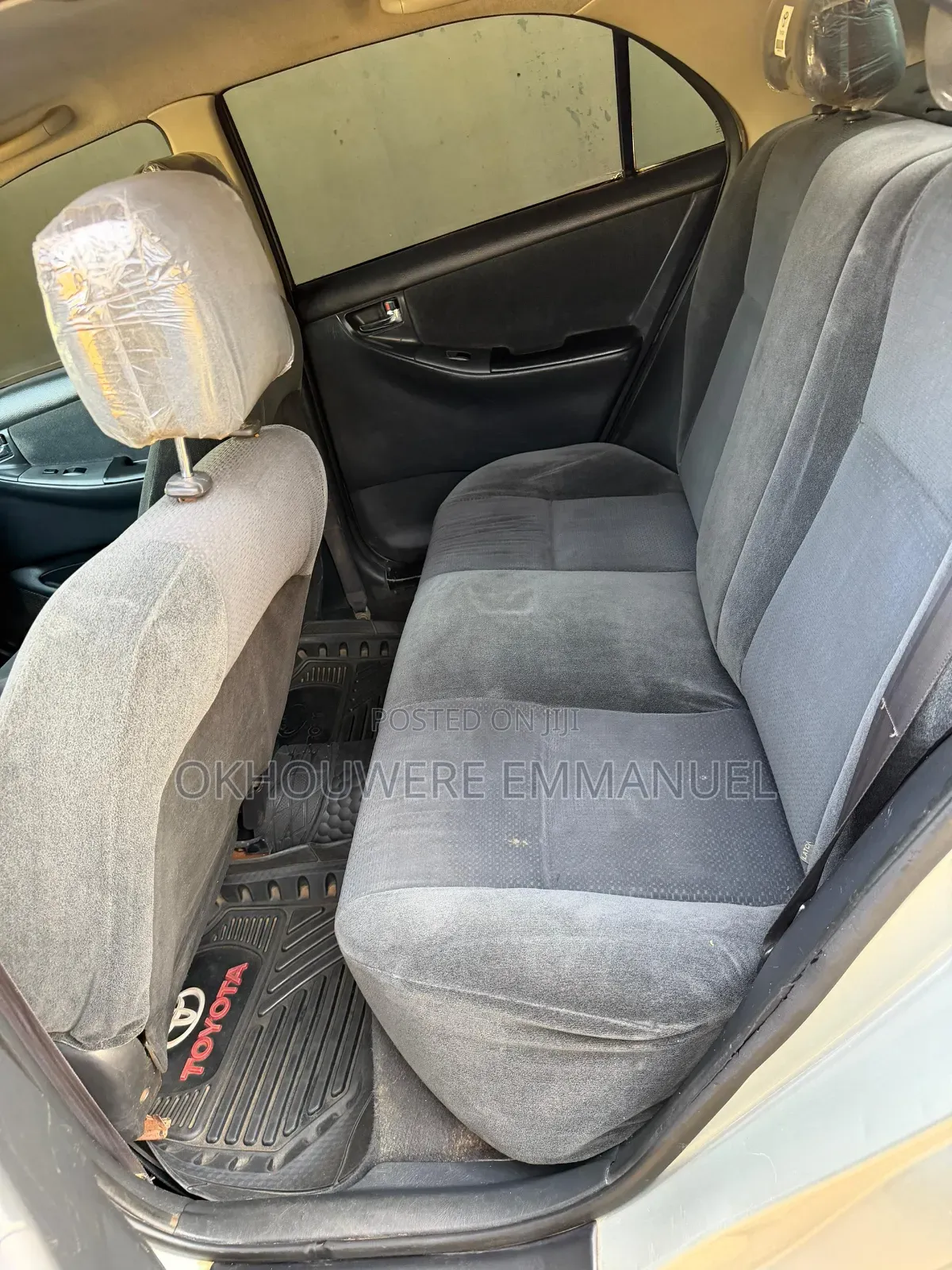 Toyota Corolla LE 2004 Silver