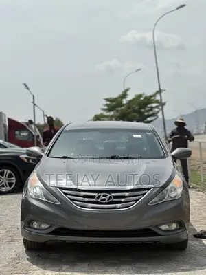 Hyundai Sonata Limited Sedan FWD (2.4L 4cyl 6A) 2013 Gray