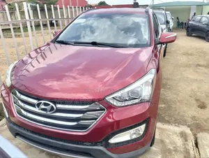 Hyundai Santa Fe 2014 Red