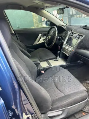 Toyota Camry 2011 Blue