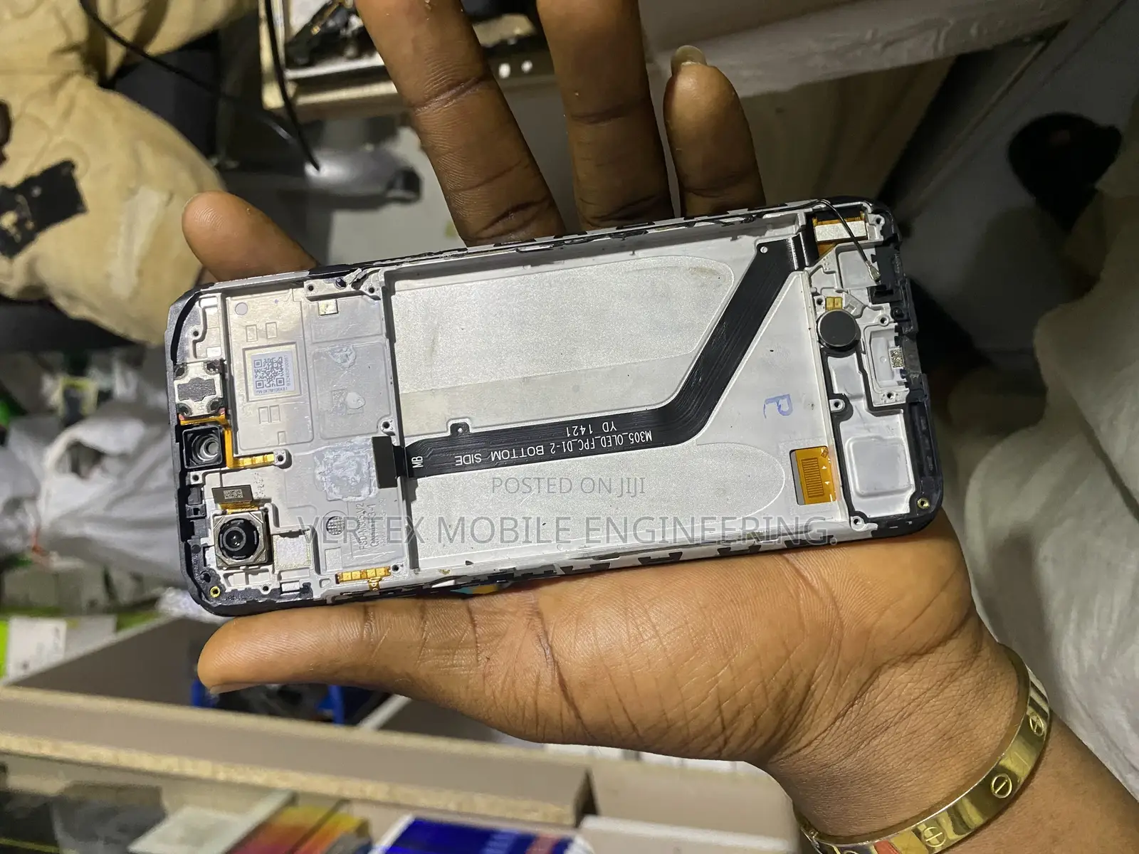 Vertex Android and iPhone Repair Technician