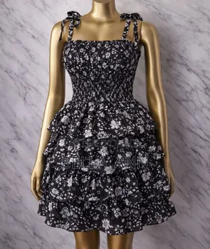 Female Clothes/ Fashion