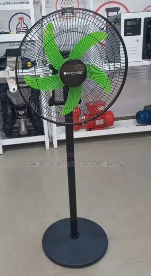 Smartvolt 18inches Rechargeable Fan